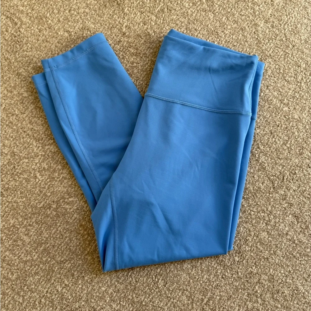 Lululemon Leggings Tights Cropped Pants Blue High Rise 12 Yoga Pilates Workout - Picture 4 of 10